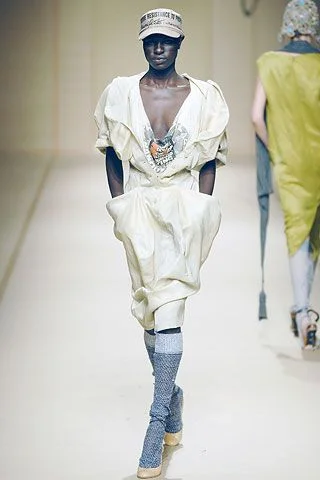 Look 3